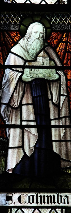 이오나의 성 골룸바_photo by Fr James Bradley_in the Parish Church of St Saviour in Eastbourne_England.jpg